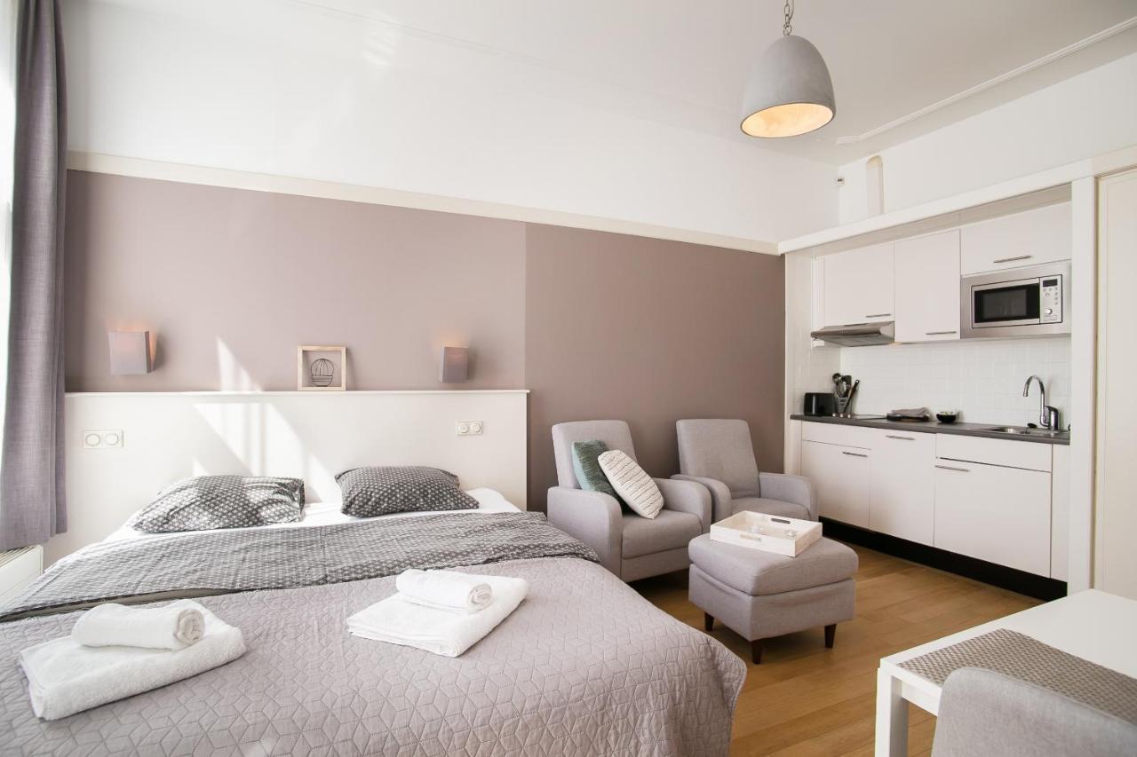 Four Star Apartments - Berkenbosch Blokstraat Lahey Dış mekan fotoğraf