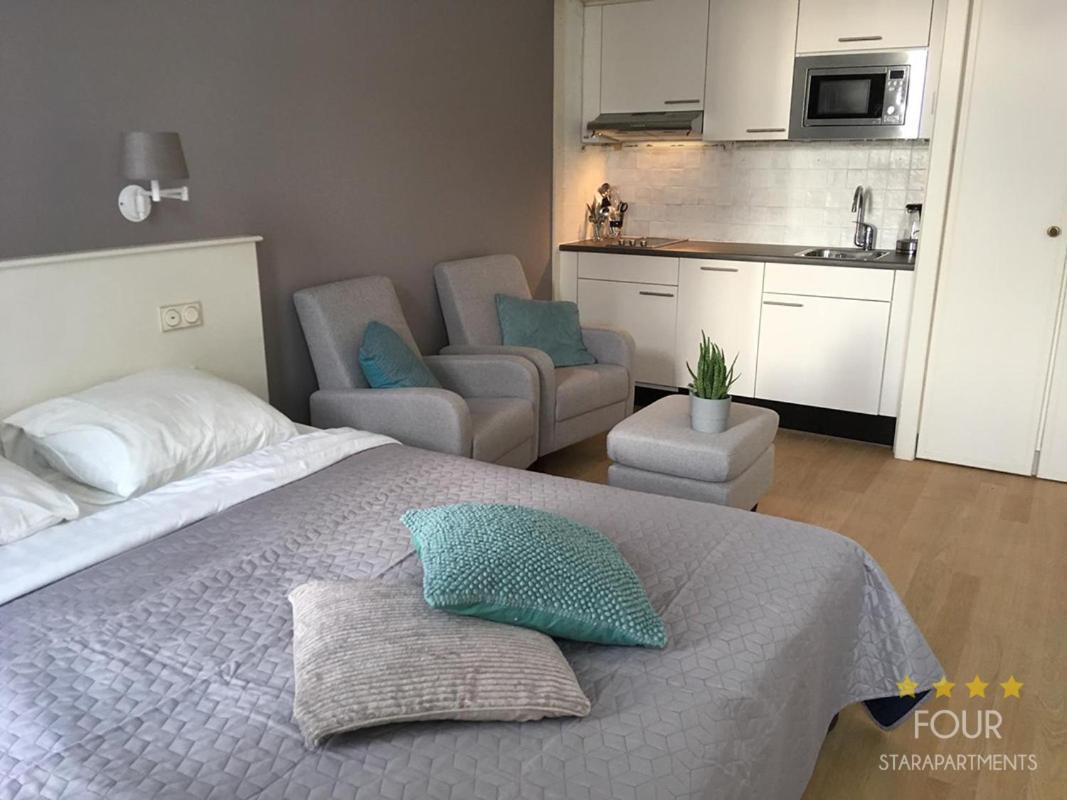 Four Star Apartments - Berkenbosch Blokstraat Lahey Dış mekan fotoğraf